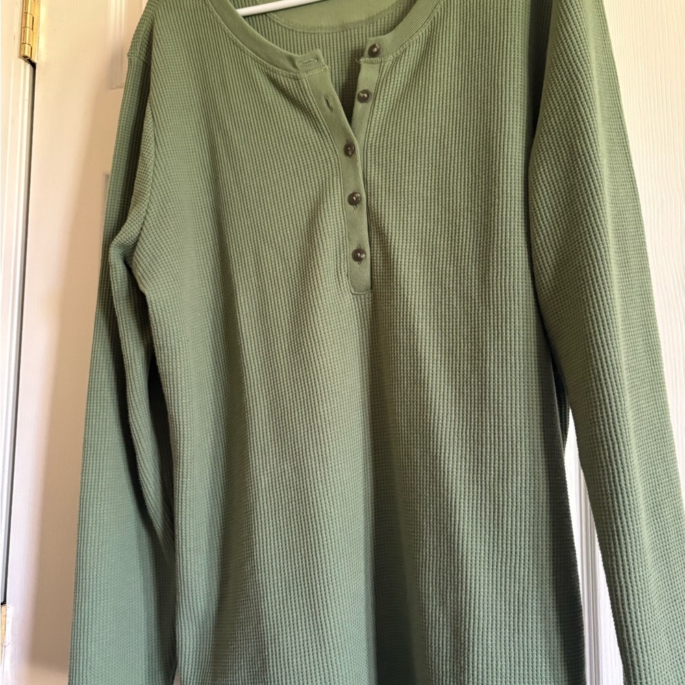 Eddie Bauer 2XL Women’s Waffle Knit Henley Long Sleeve Top - Sage Green